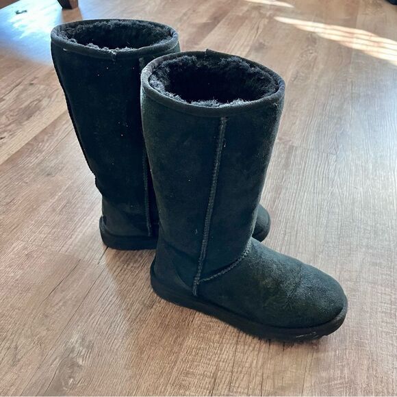 UGG Black Shearling Boots Tall suede size 7 - Picture 2 of 7